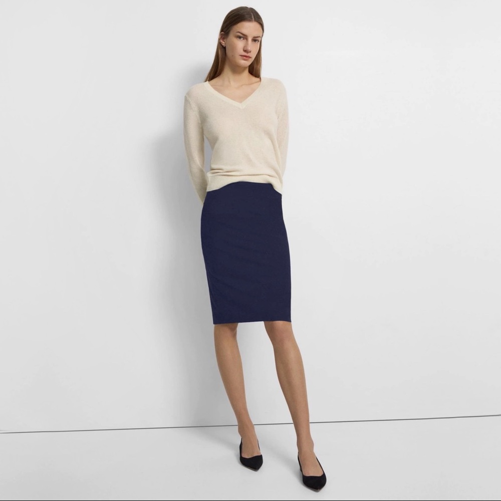 nwt theory  italian stretch wool pencil skirt in deep navy, size 4